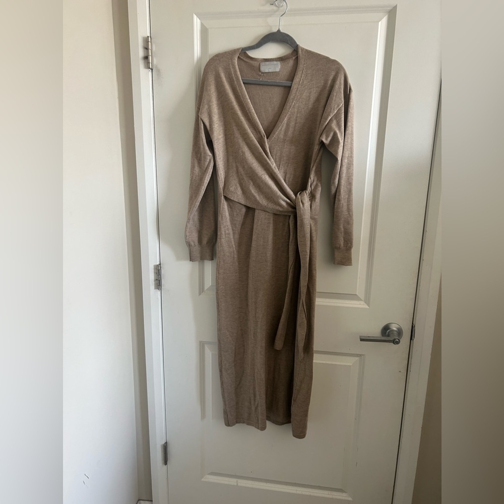 Modern Citizen Lenese Front-Wrap Midi Dress In Shiitake Large View 5